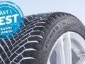 Vinterdäck Falken Winterpeak F-Ice 1, bäst i test nordiska dubbfria. Snö på däcket.