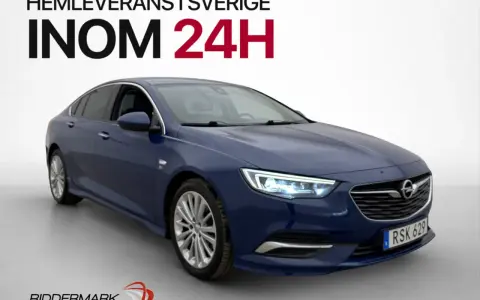 Blå Opel Insignia, perfekt för en begtest i Sverige. Hemleverans inom 24 timmar.