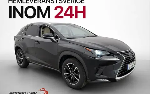 Svart Lexus NX 300h, hemleverans i Sverige inom 24h. Inga problem med denna bil!