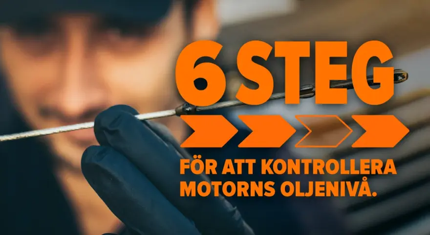 6 steg för att kolla olja bil. En person med handske håller i oljestickan.